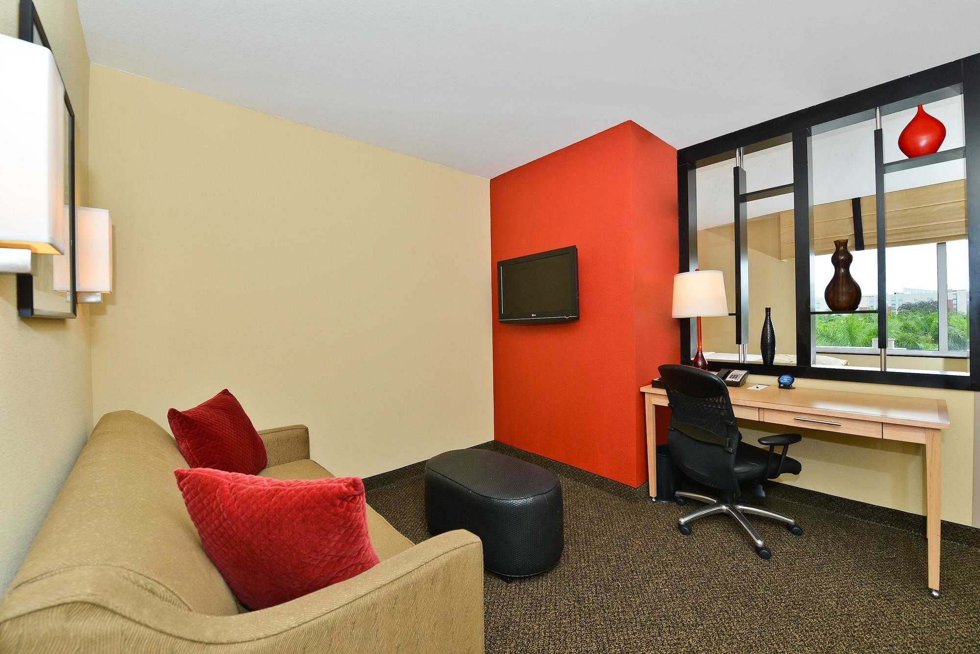 Cambria Hotel Ft Lauderdale, Airport South & Cruise Port Дания-Бич Экстерьер фото