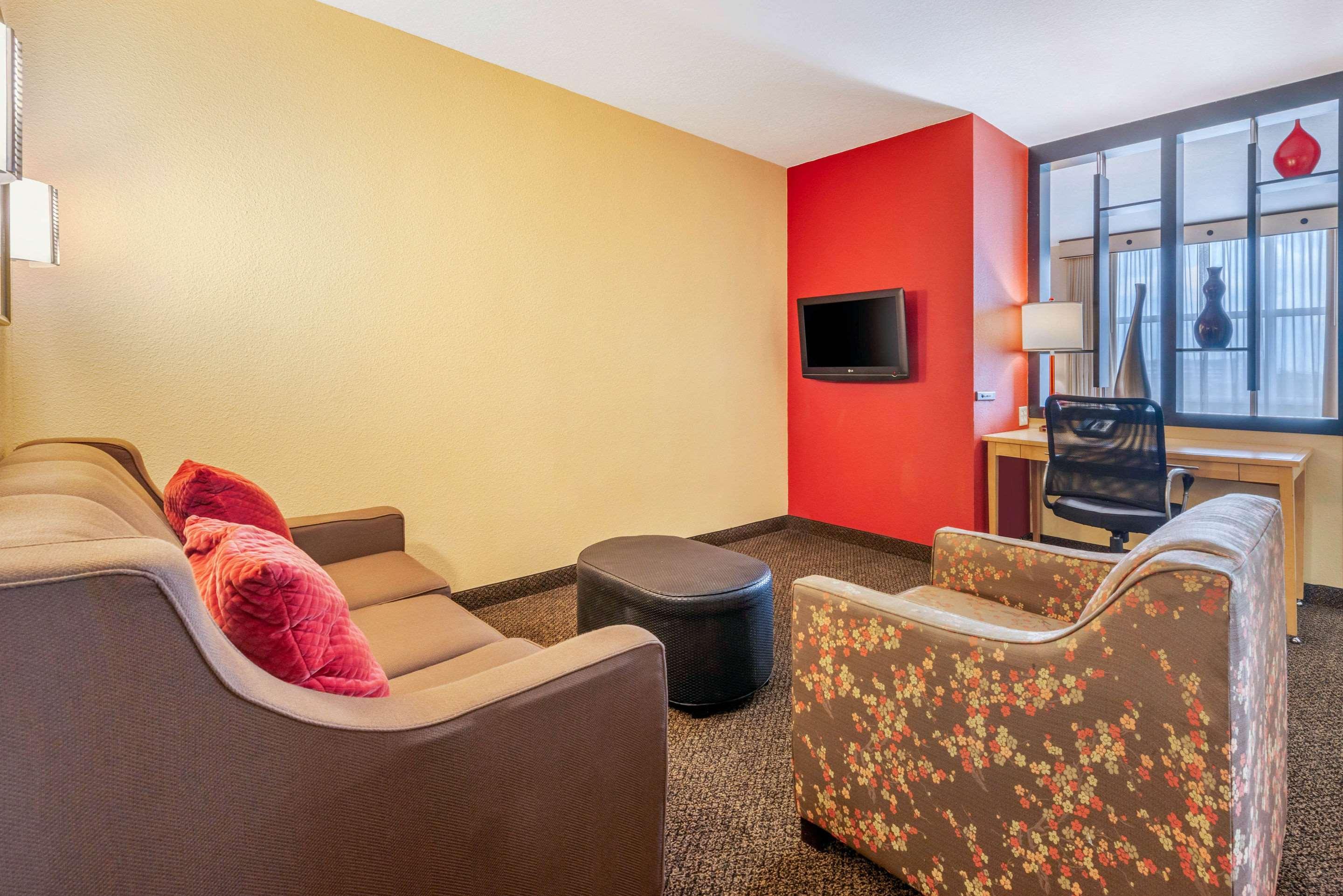 Cambria Hotel Ft Lauderdale, Airport South & Cruise Port Дания-Бич Экстерьер фото