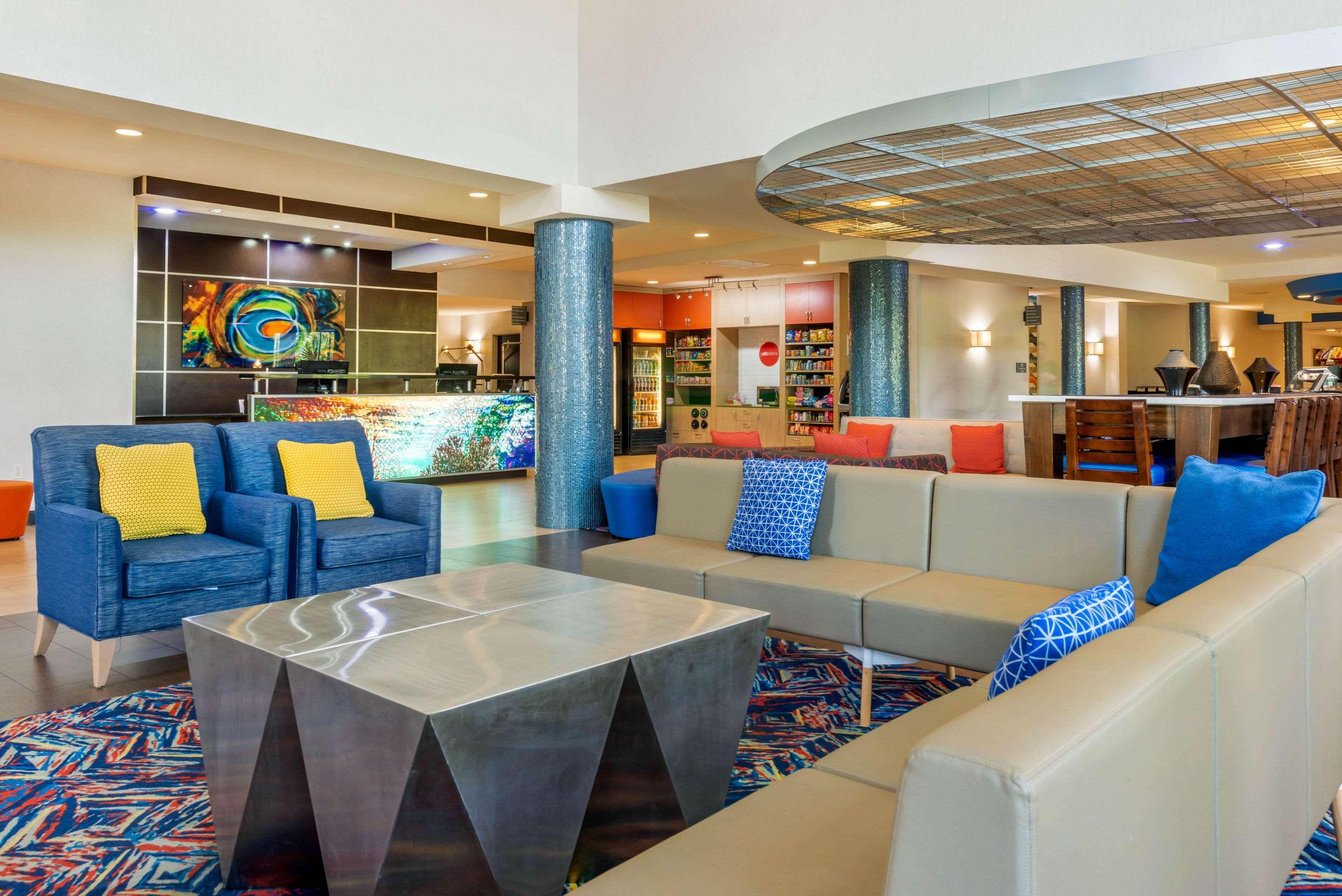 Cambria Hotel Ft Lauderdale, Airport South & Cruise Port Дания-Бич Экстерьер фото