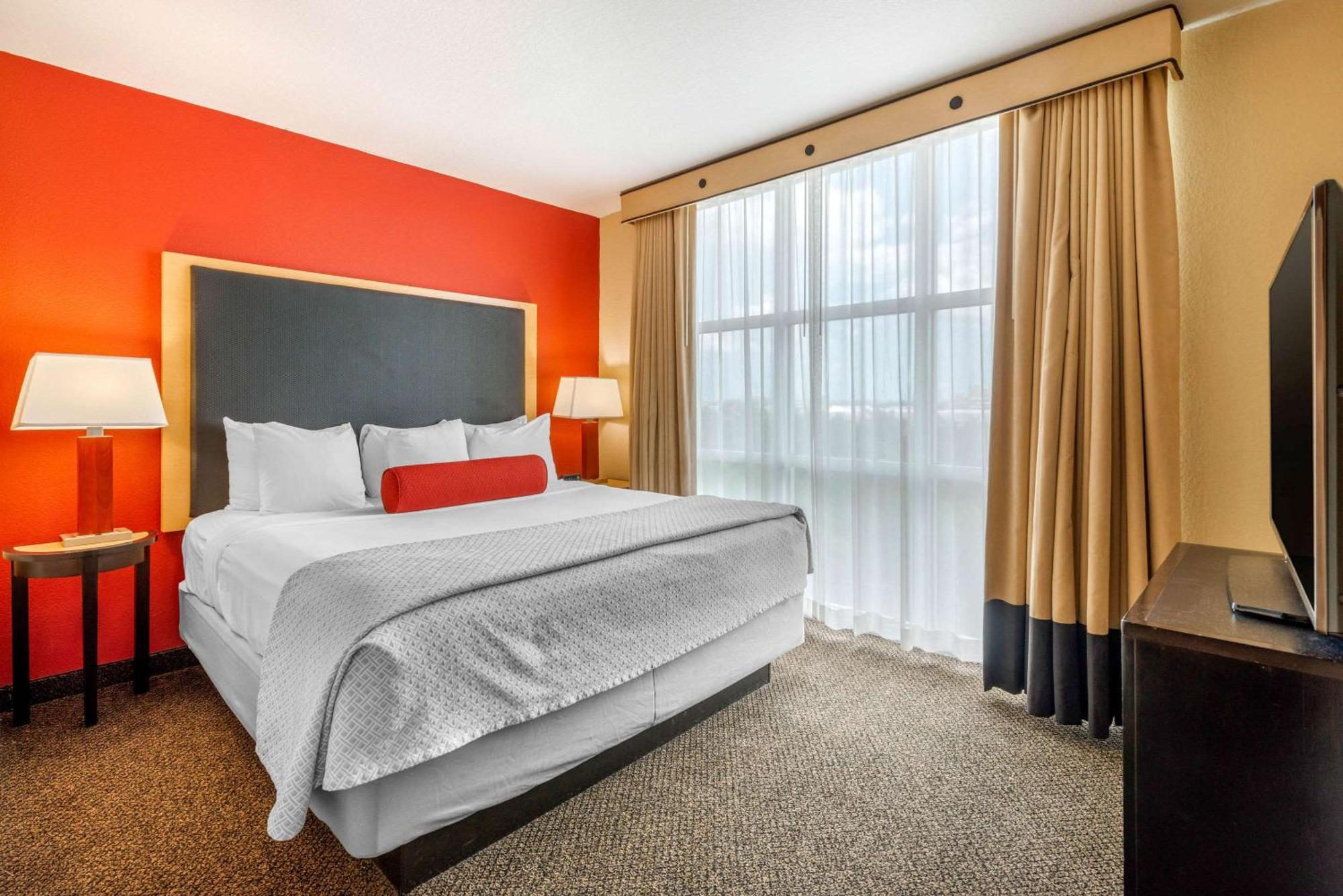 Cambria Hotel Ft Lauderdale, Airport South & Cruise Port Дания-Бич Экстерьер фото
